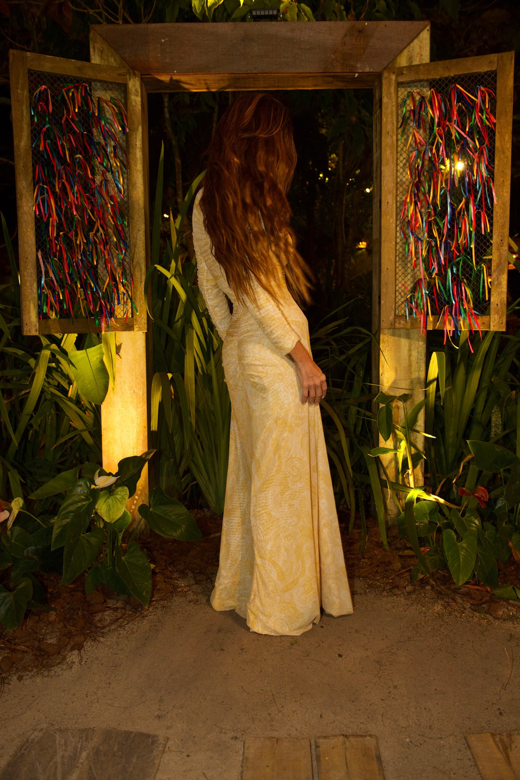 Vestido De Tule Franzido Cashmere Manga Longa