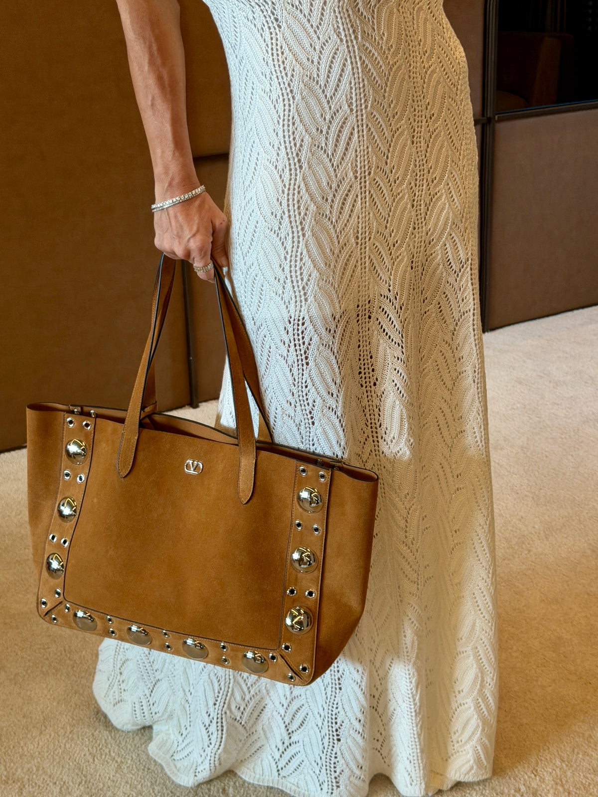 Vestido Longo em Tricot Rendado Cava Americana