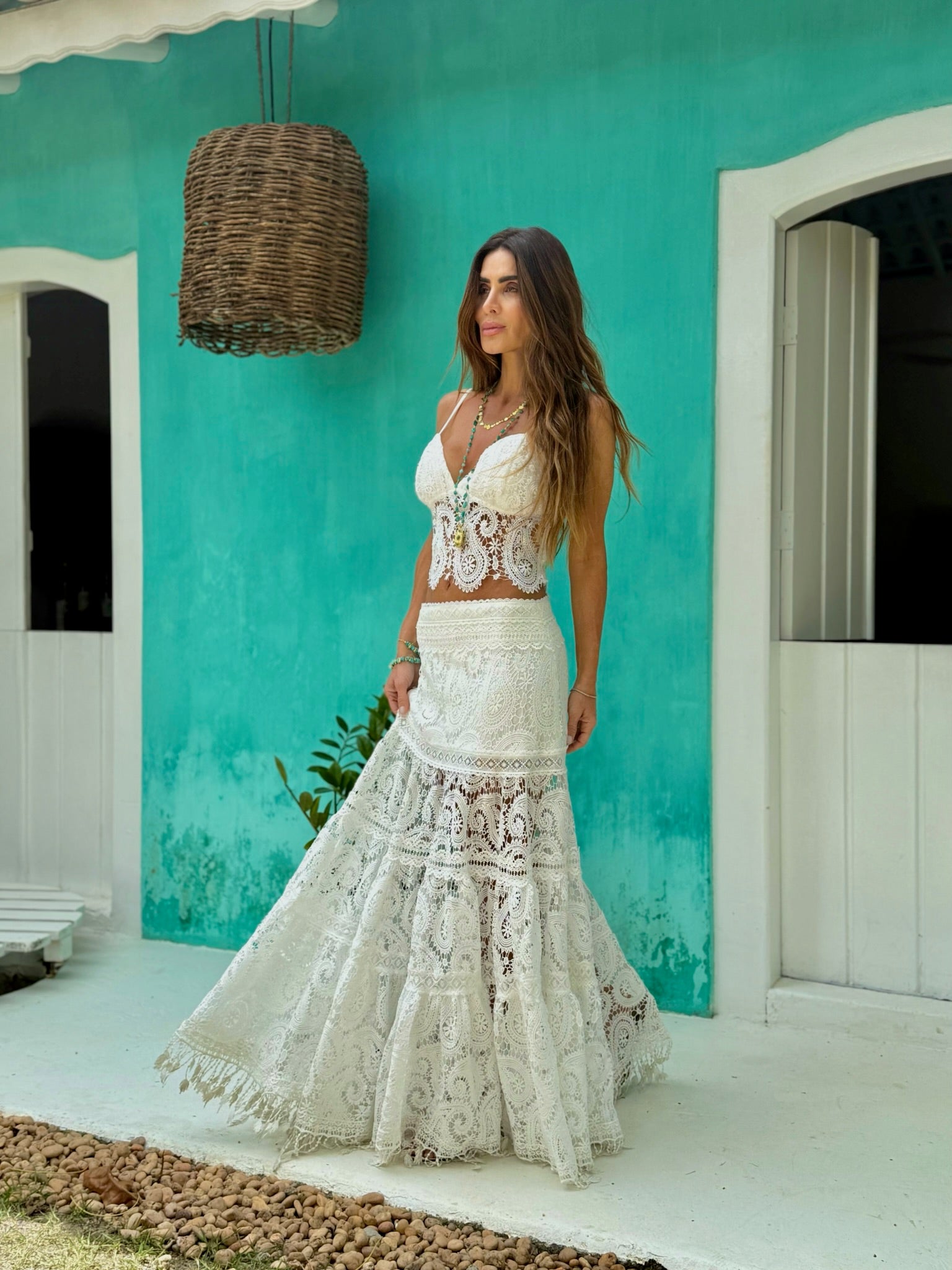 Saia E Top De Renda Com Entremeios