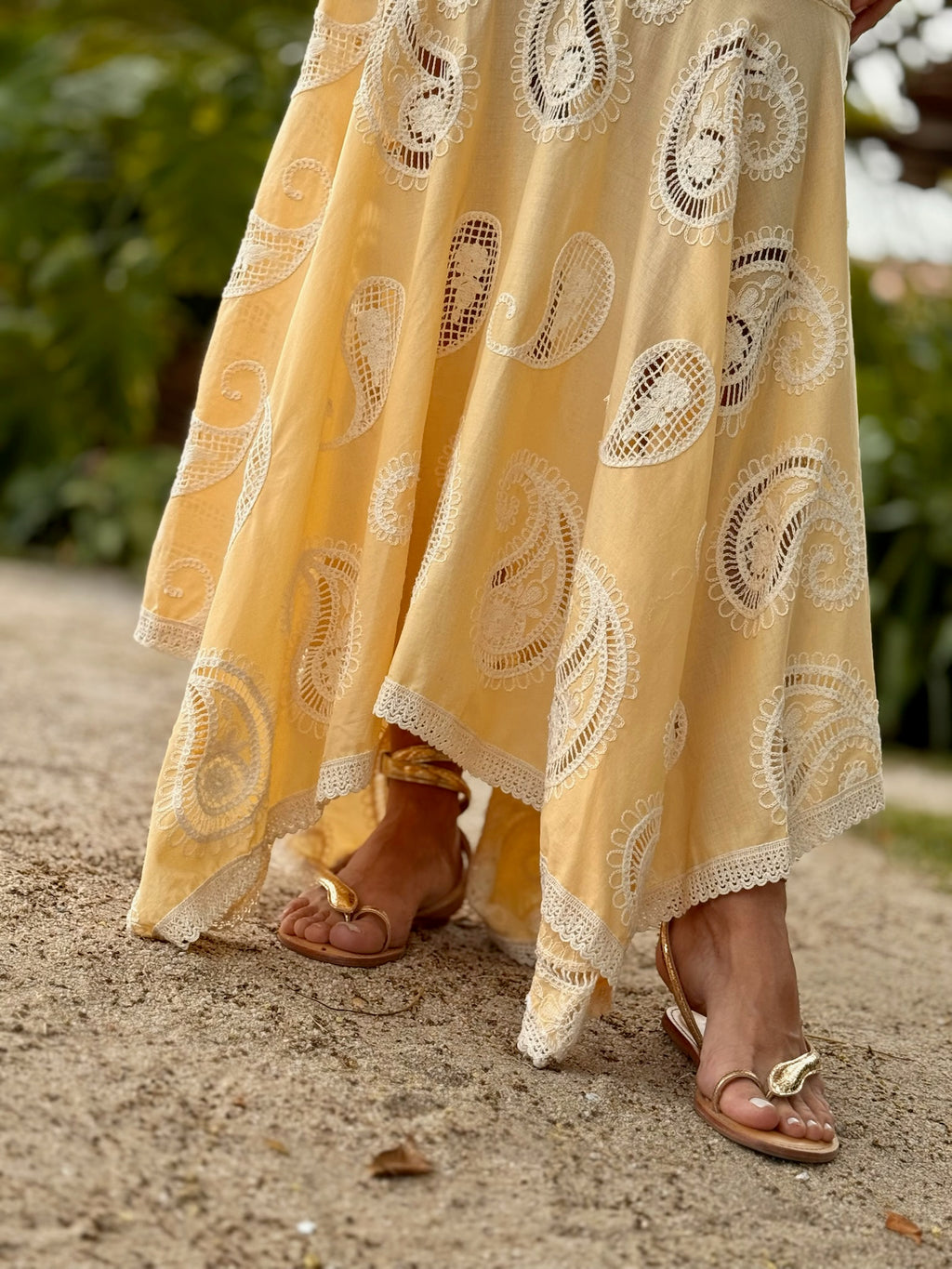 Conjunto Em Laise Com Saia Em Pontas E Top