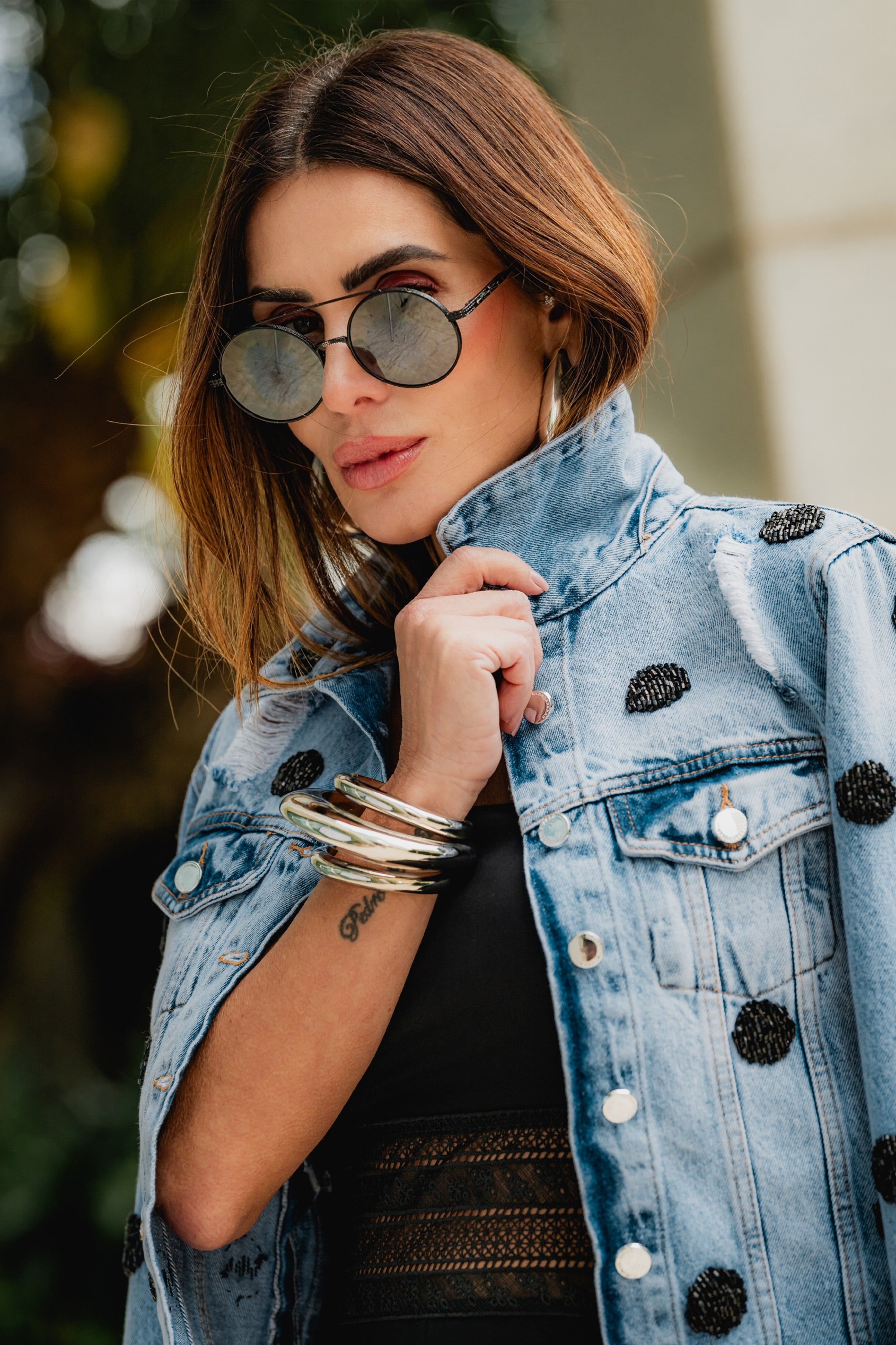 Jaqueta Jeans Bordada Em Mini Poás