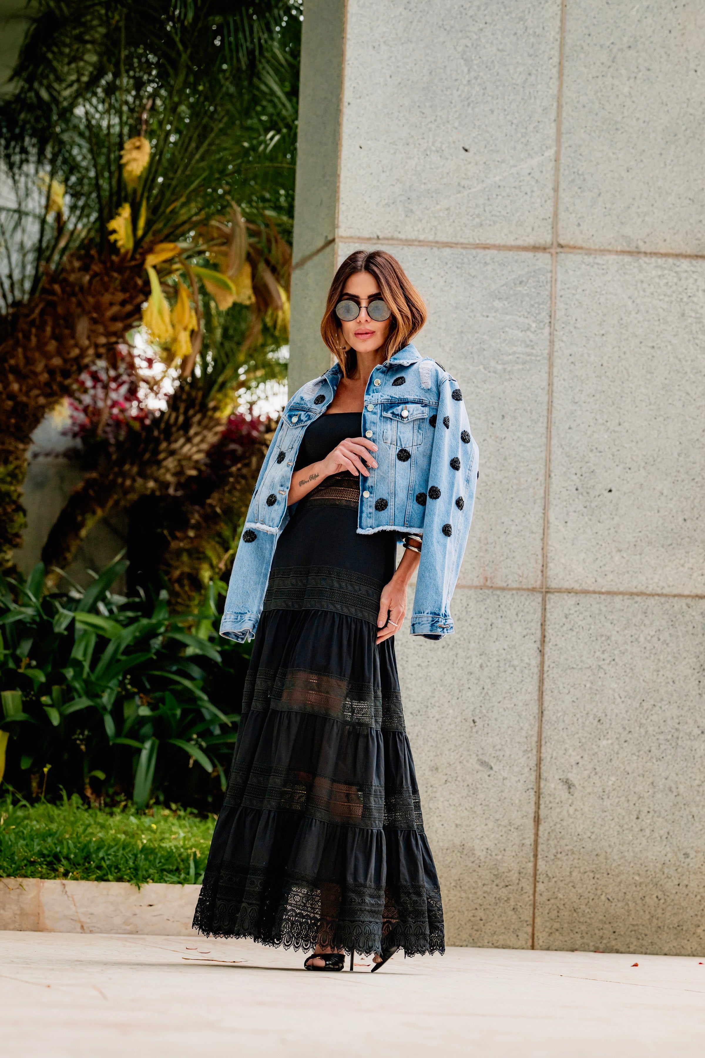 Jaqueta Jeans Bordada Em Mini Poás