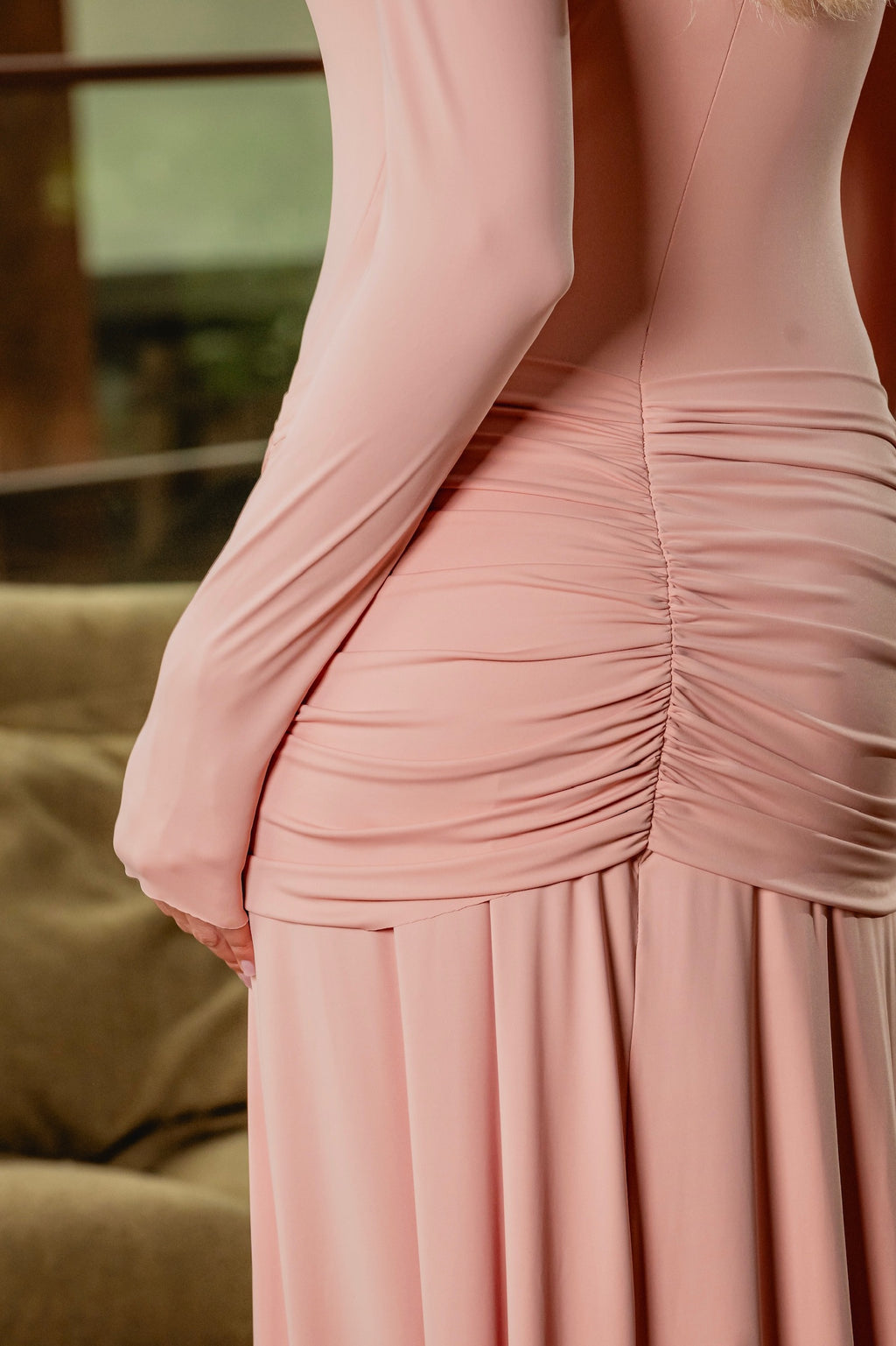 Vestido Manga Longa Malha Fria Com Faixa E Fivela