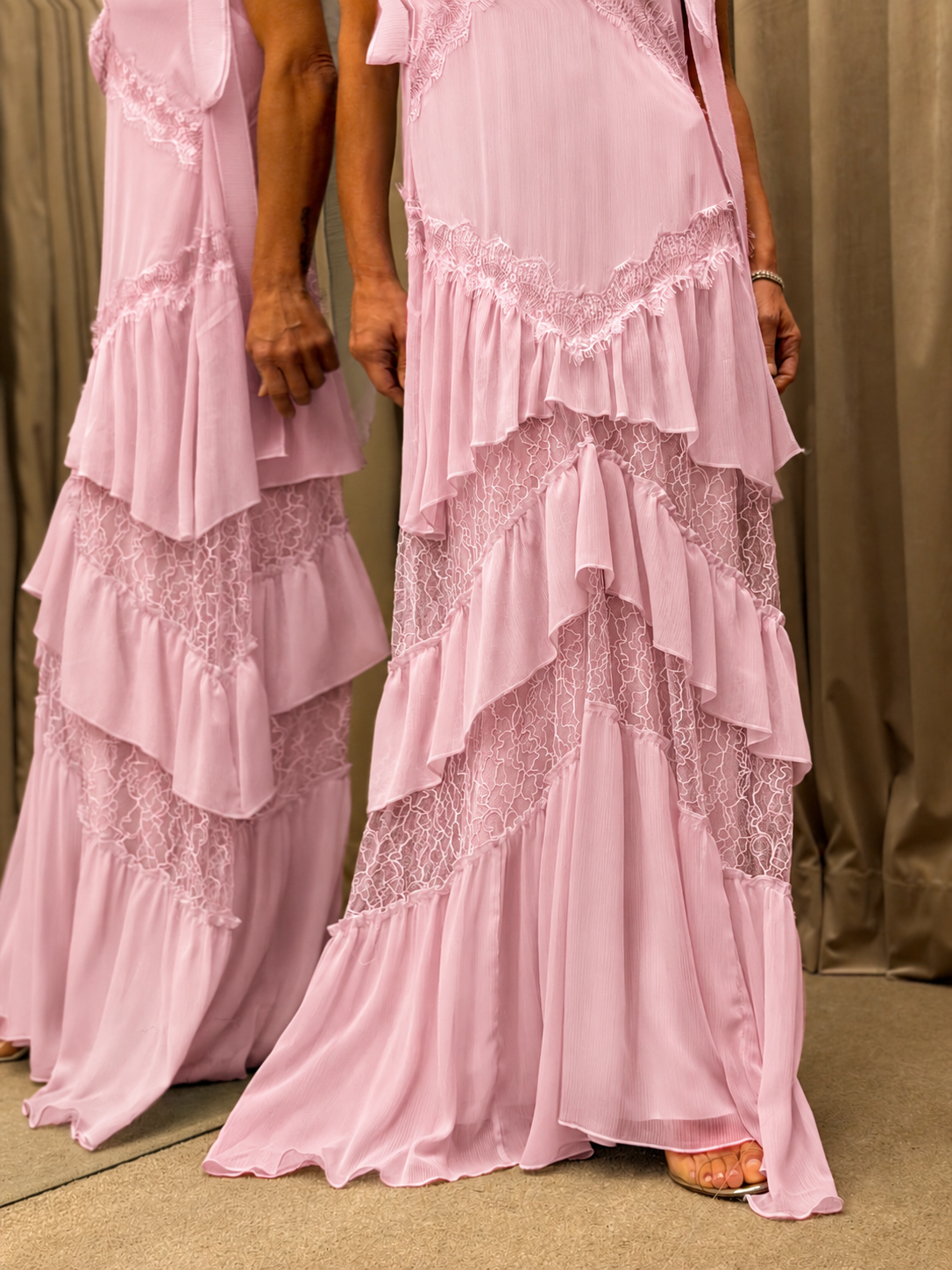 Vestido Longo Chiffon de Seda com Renda