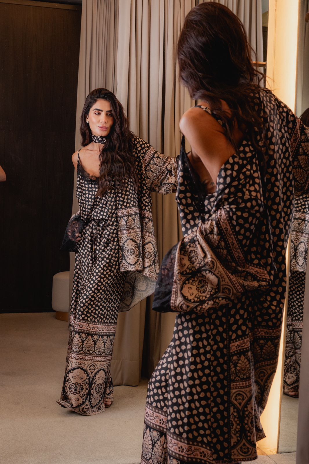 Kimono calça e regata em Cetim de Seda com estampa exclusiva