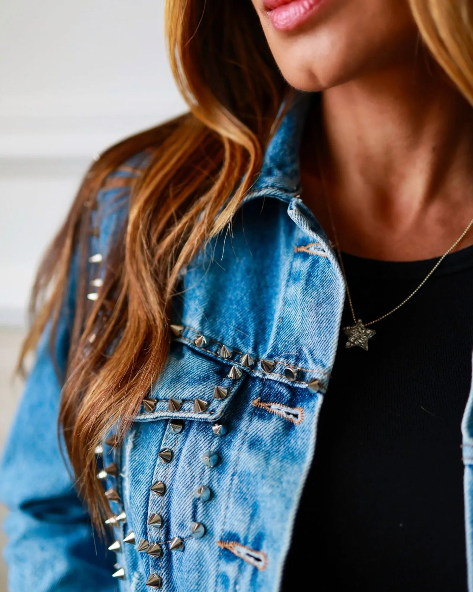 Jaqueta Com Detalhes Em Spikes